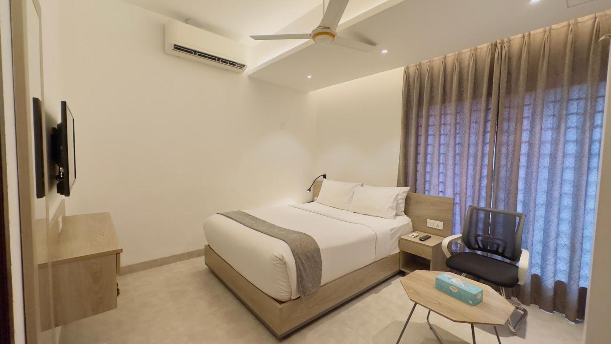 Priyo Nibash Stylish Residential Hotel Dhaka Exterior photo